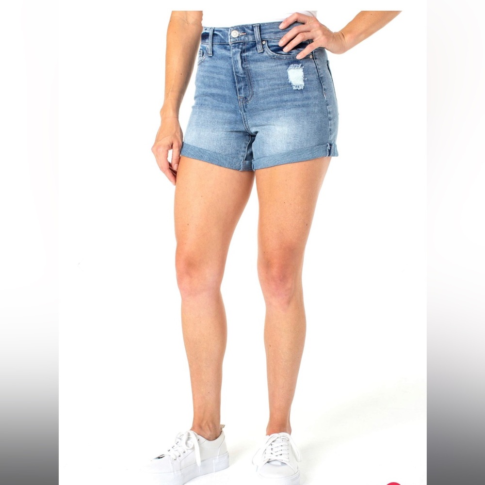 Celebrity Pink The Deb Curvy Hi-Rise Denim Shorts